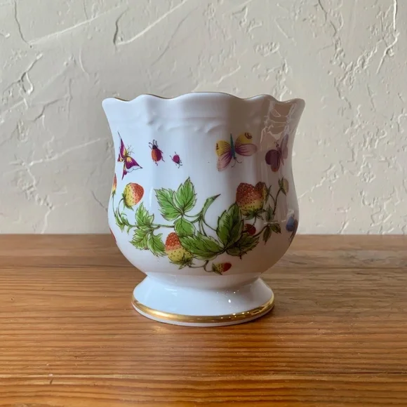 Lenwile Ardalt Butterfly Vase | Vintage Porcelain | Gold Trim Cottagecore - Picture 7 of 15
